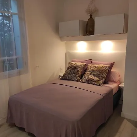 Accueillante A 2 Mn Du Centre Homestay *